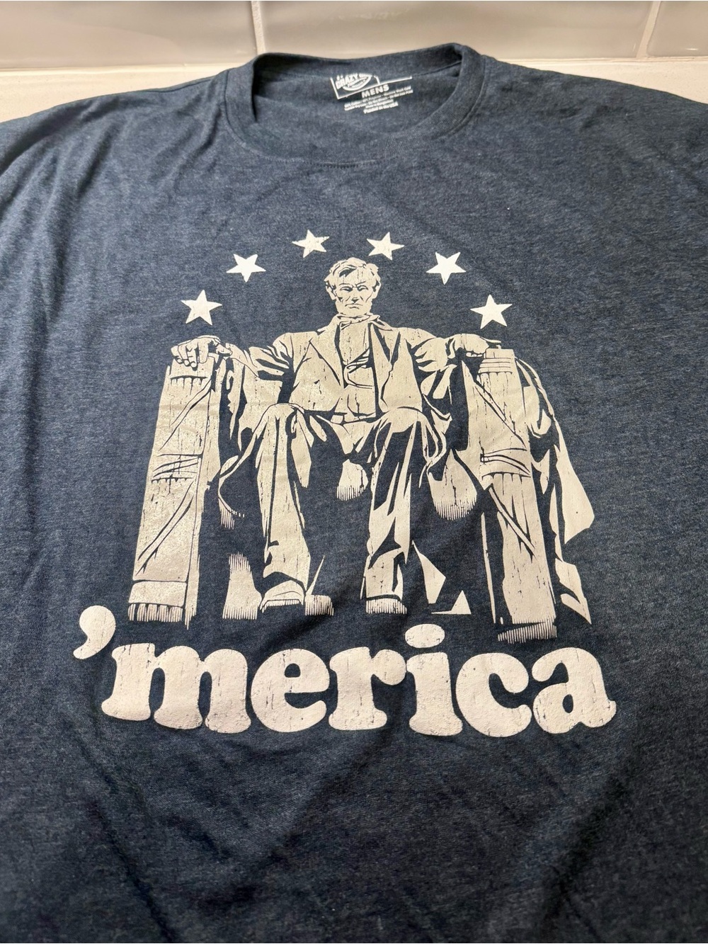 Men's Navy Graphic 'merica Tee - Classic Comfort